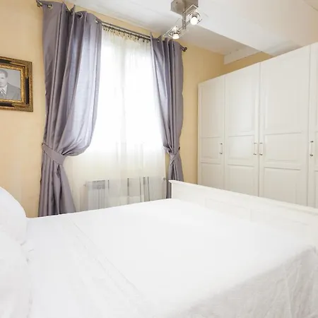 Deluxe Mareno Makarska