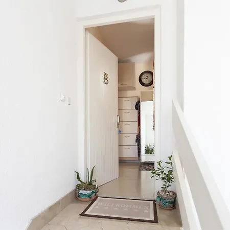 Deluxe Mareno Apartment Makarska