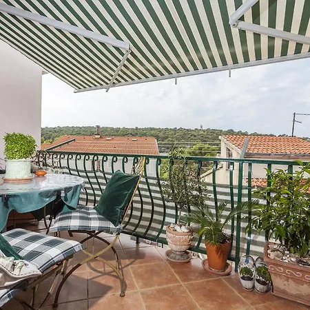 Deluxe Mareno Apartment Makarska